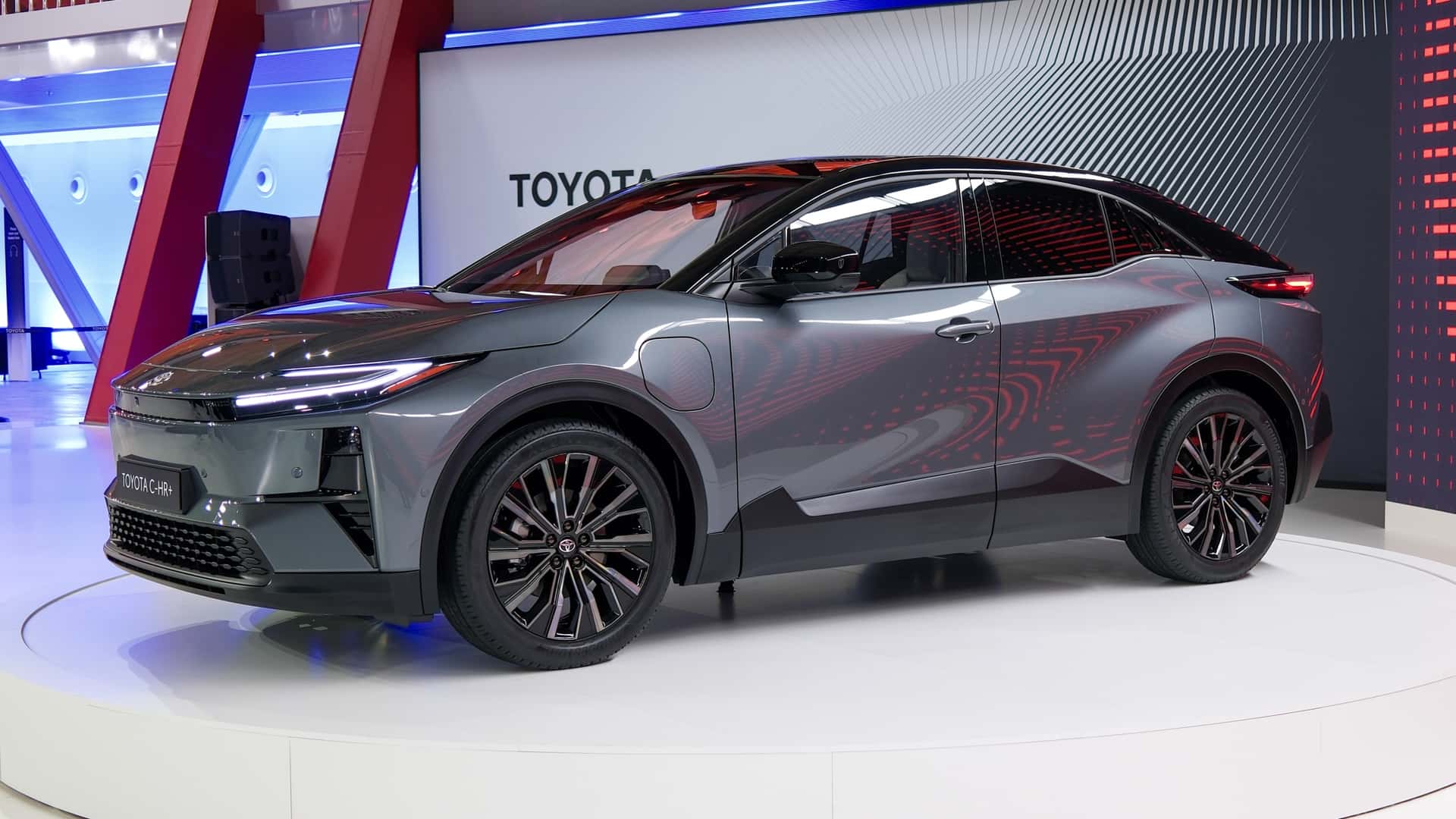 Toyota C-HR EV